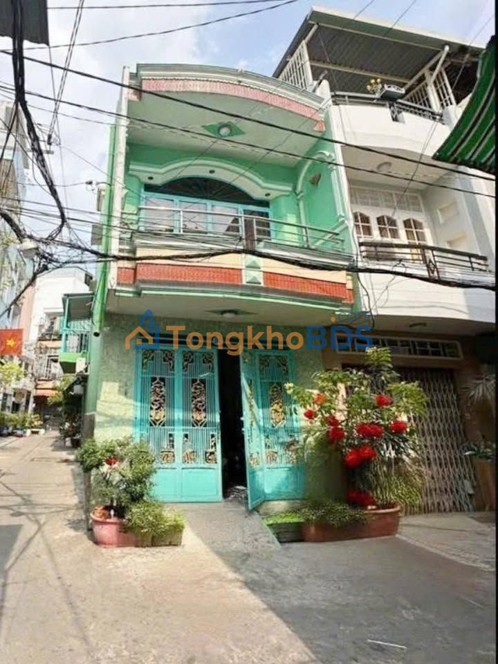 Nhà hẻm ô tô Lạc Long Quân, Tân Bình - Góc đẹp 38.5m², 2 Tầng, Sổ Hồng