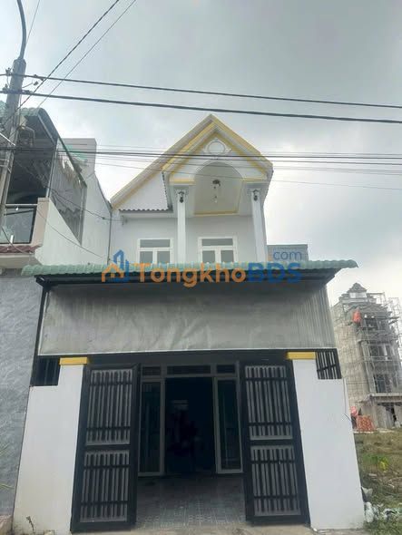 Nhà 90m² Trần Đại Nghĩa, Bình Chánh - 700tr, Sổ Hồng Riêng, Xe Hơi Vào Nhà