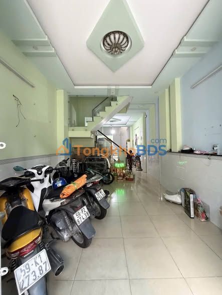 Nhà Mặt Tiền Kinh Doanh Bình Tân 60m² - Giảm Sốc 1 Tỷ, 9.3 Tỷ