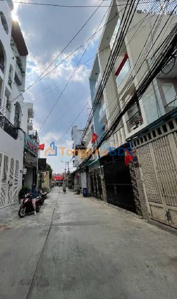 Nhà Hẻm Xe Hơi Bình Tân 50m² Giá 5 Tỷ - Tặng Full Nội Thất