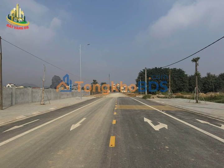 Đất Vàng Ninh Bình - 100m² Mặt Tiền Kinh Doanh Cạnh ĐHHL Mới