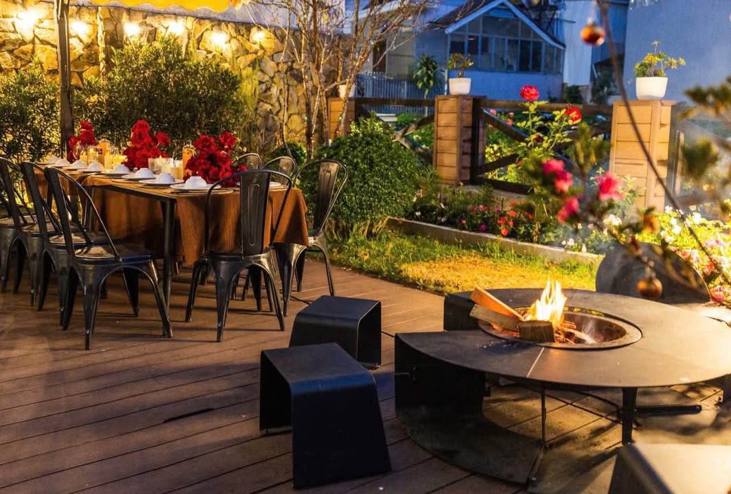 Biệt Thự Góc 2 Mặt Tiền Đà Lạt - 277m² Thổ Cư, View Đẹp, 24 Tỷ TL