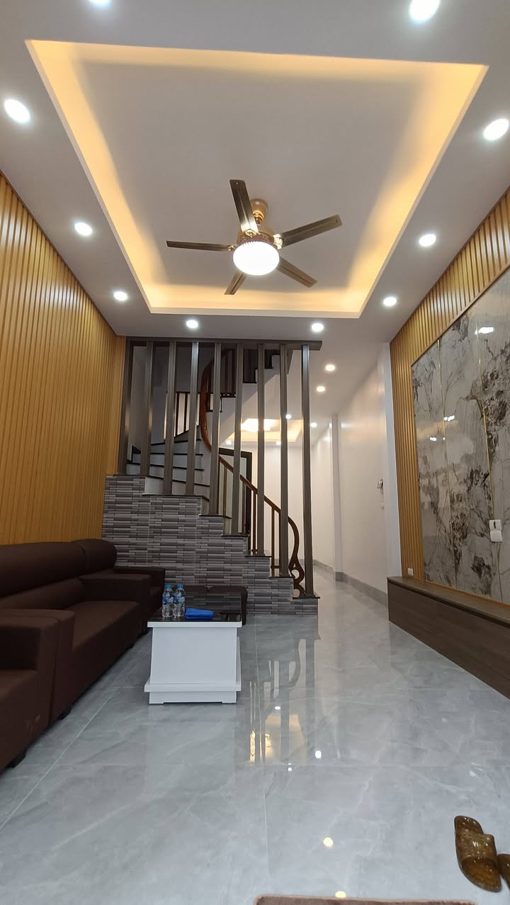 Nhà Liên Ninh, Thanh Trì 147m² giá 5 tỷ - Vị trí đẹp, sẵn sàng giao dịch!