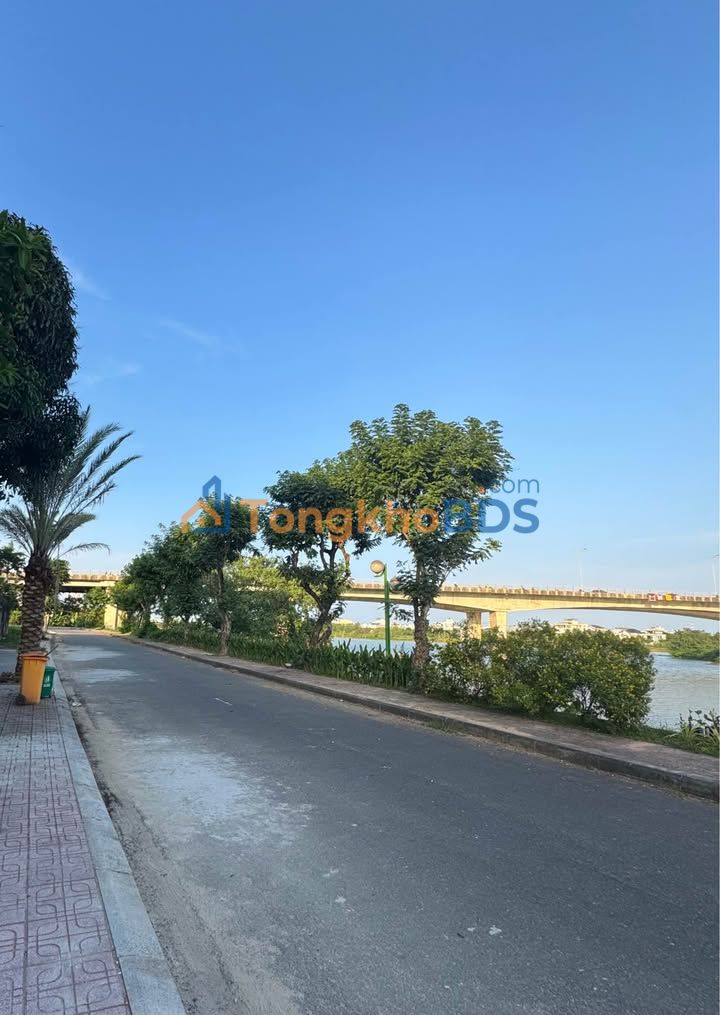 Biệt thự Đảo Nổi Đà Nẵng – Lô Góc 367m² View Sông Hàn, 8PN, Thang Máy