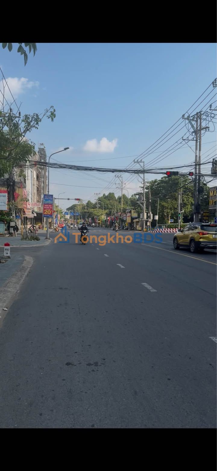 Bán Nhà Góc Hẻm 30/4 Cao Lãnh, 5 Tầng, Vị Trí Vàng Kinh Doanh