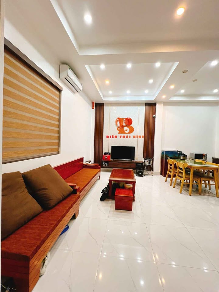 Nhà 3.5 Tầng Phường Trần Lãm - 43m² - Sẵn Sàng Ở Ngay