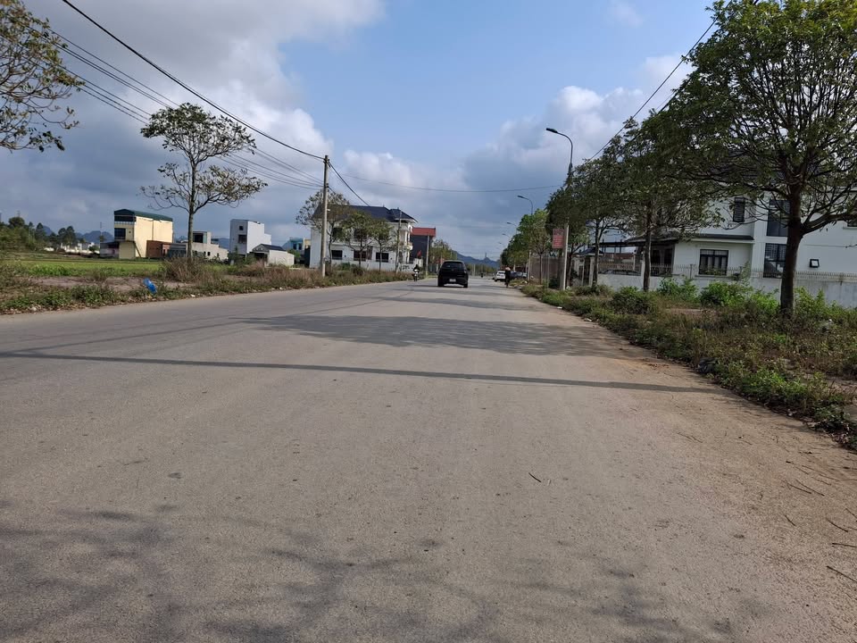 Đất Nền Hướng Tây - Kinh Doanh Sầm Uất Tại Trục Long Sơn, Nga Sơn, Thanh Hóa - 100m²