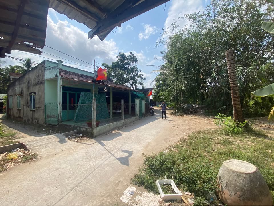 Đất Thổ Cư 196m² Mặt Tiền Khúc Cái Răng, Cần Thơ - Giá 1.3 Tỷ