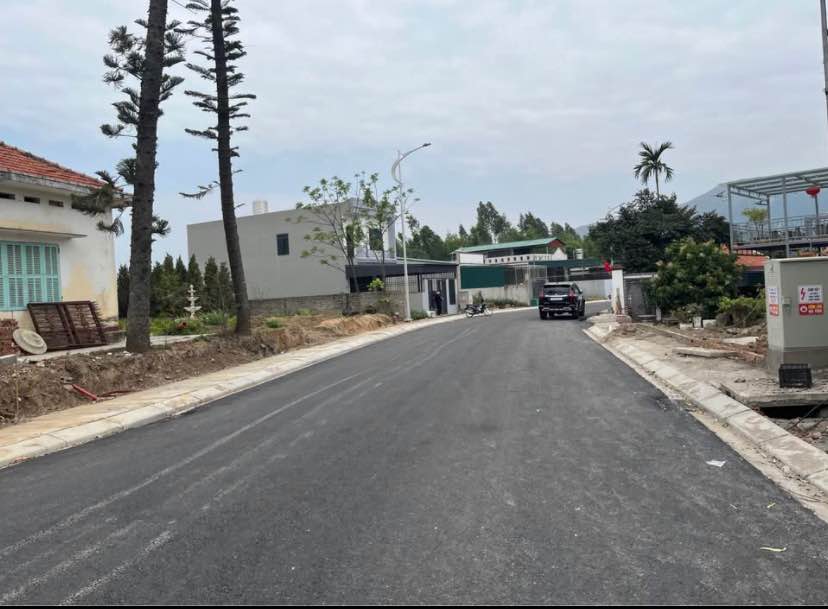 Bán Đất Hạ Long 100m² Gần Trường Trần Hưng Đạo - Giá 1.x Tỷ