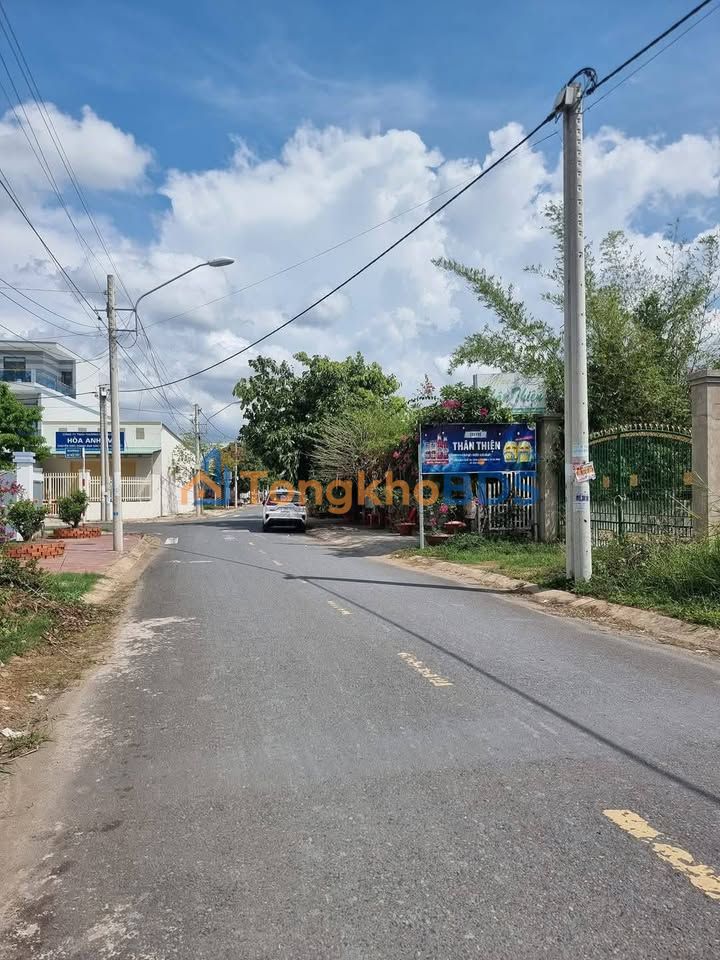 Bán nhà 121m² Cầu Ngang, Trà Vinh - Full Thổ Cư, Giá 1.25 Tỷ