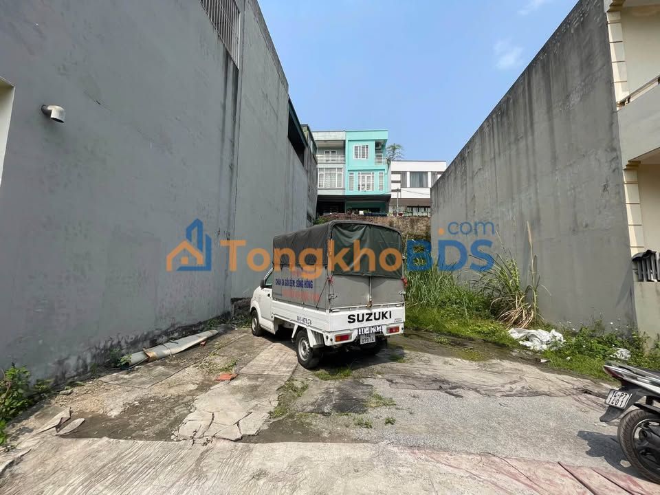 Đất nền Bò Sính Hạ Long 81m² - Ô tô đỗ sân, hướng Đông Nam