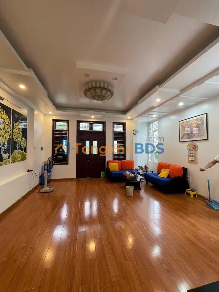 Bán Nhà Phố Cái Dăm, Bãi Cháy - 261m², 1x Tỷ, Kinh Doanh Đa Ngành