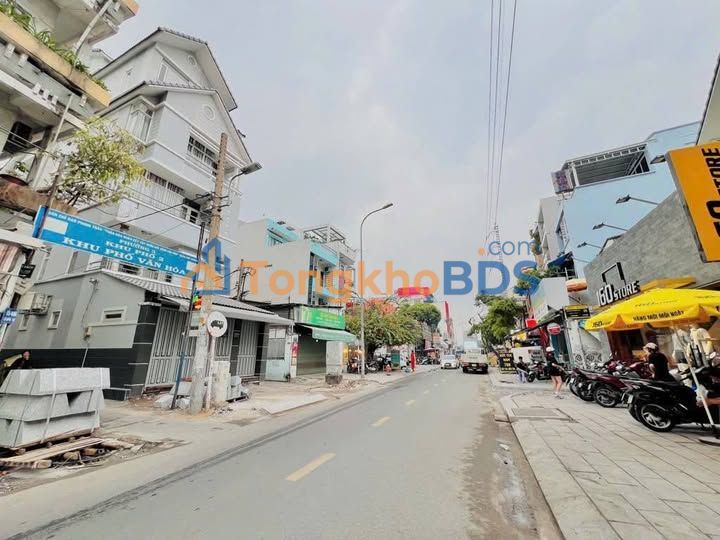 Townhouse Phan Xích Long Q.Phú Nhuận 210m² - Đầu tư sinh lời