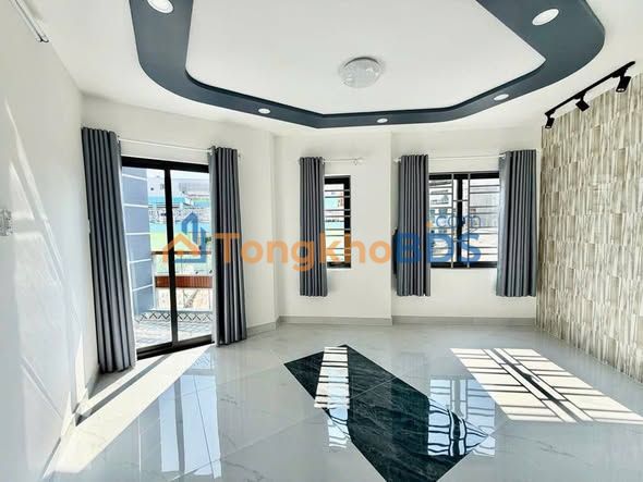 Nhà 5 Tầng 50m² Huỳnh Văn Bánh, Phú Nhuận - Giá 10.5 Tỷ, Sẵn Sàng Vào Ở Ngay