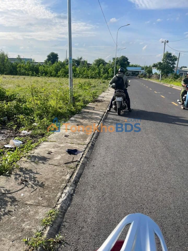 Đất Nền F0 Mặt Tiền Đường Nhựa Tam Phước, Long Đất - 220m² Giá 1.35 Tỷ