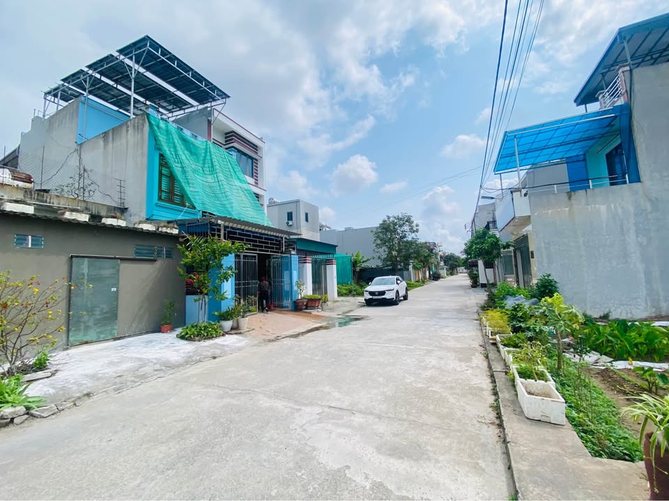 Bán Đất Tái Định Cư Tân Minh Song An - 90m² Đường 2 Ô Tô Tránh Nhau - Giá 2.2 Tỷ