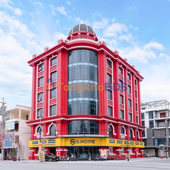 Nhà 3 Tầng Mặt Phố Trần Lãm, Thái Bình - 76.5m² Kinh Doanh Sầm Uất