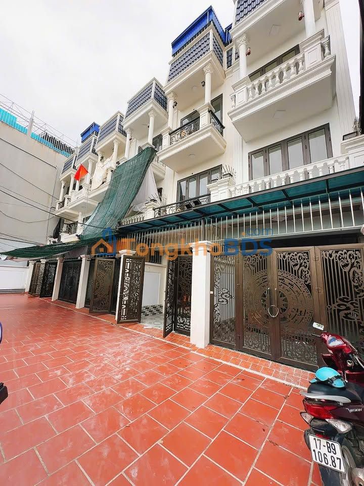 Nhà 4 Tầng Tiền Phong, Thái Bình - Ô Tô Vào Cửa, Full Nội Thất, Giá 2.x Tỷ