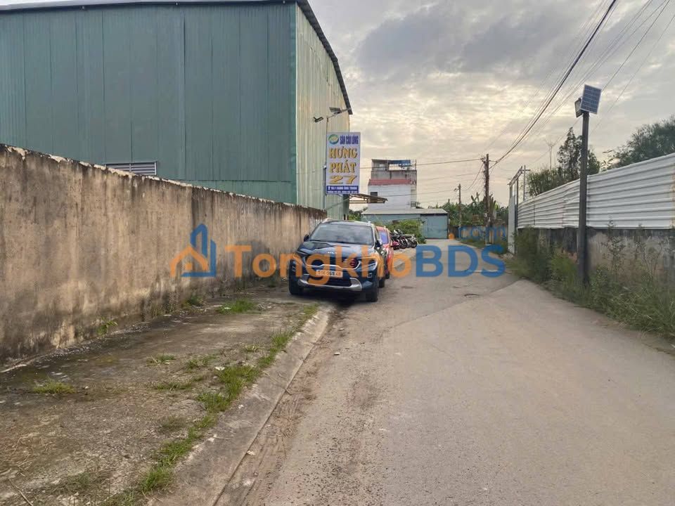 Bán đất Quận 9: 50m² sổ hồng riêng, đường ô tô 6m - Giá 4.2 tỷ