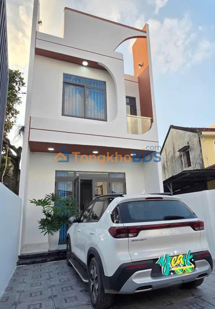 Nhà 2 Mê Đẹp Hẻm 90 Phạm Văn Đồng, Quảng Ngãi - 118m², 2.6 Tỷ, Tặng Nội Thất