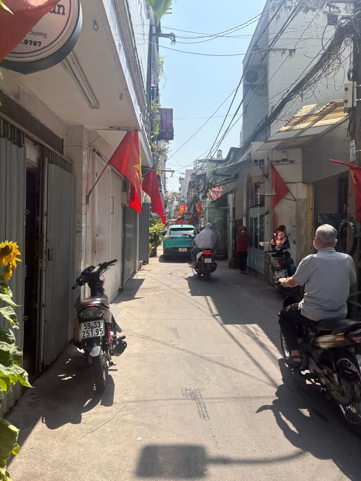 Đất Hẻm Xe Hơi Bình Thạnh 84m² - Sổ Hồng Riêng, Giá 7 Tỷ