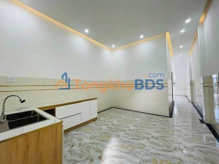 Nhà 1 Trệt 1 Lầu 84m² Hẻm Ô Tô 5m - Giá Tốt 2 Tỷ Tại Sóc Trăng