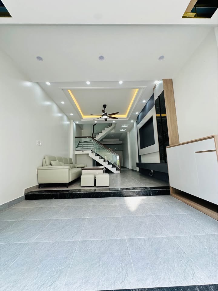 Nhà Độc Lập, An Dương, Hải Phòng - 50m², 3PN, 3 Tầng, Giá 2.35 Tỷ