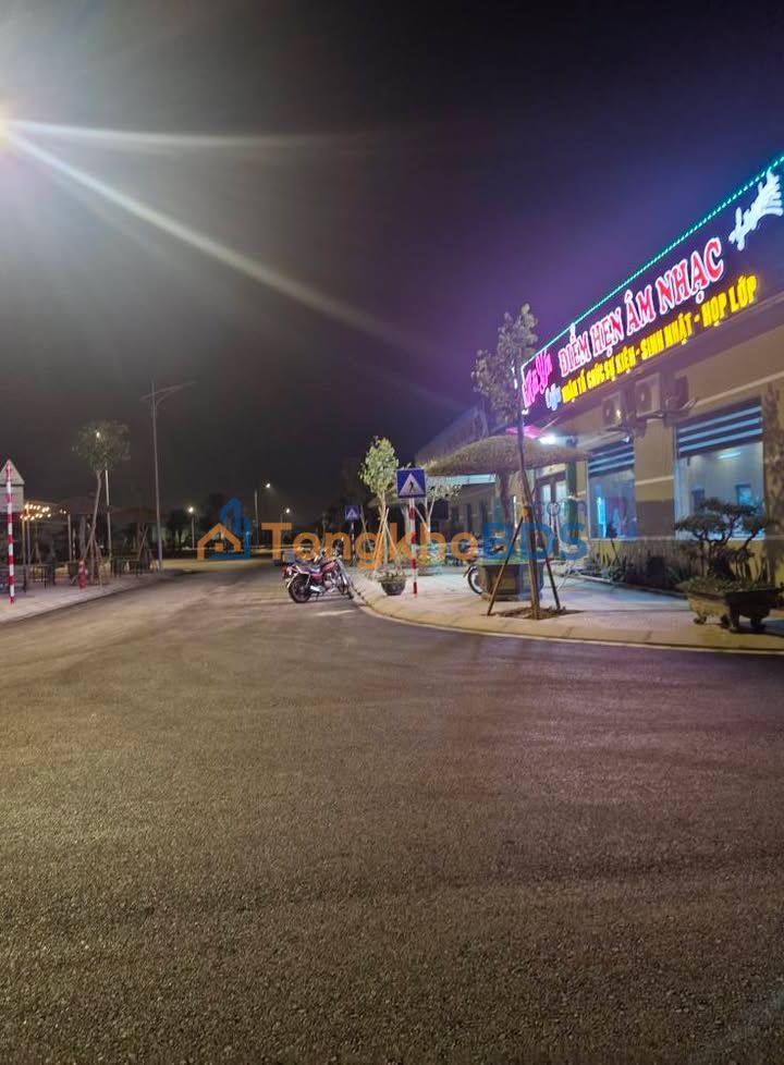 Bán Nhà Mái Thái 200m² Giáp KĐT Đồng Khê - Giá 3.9 Tỷ