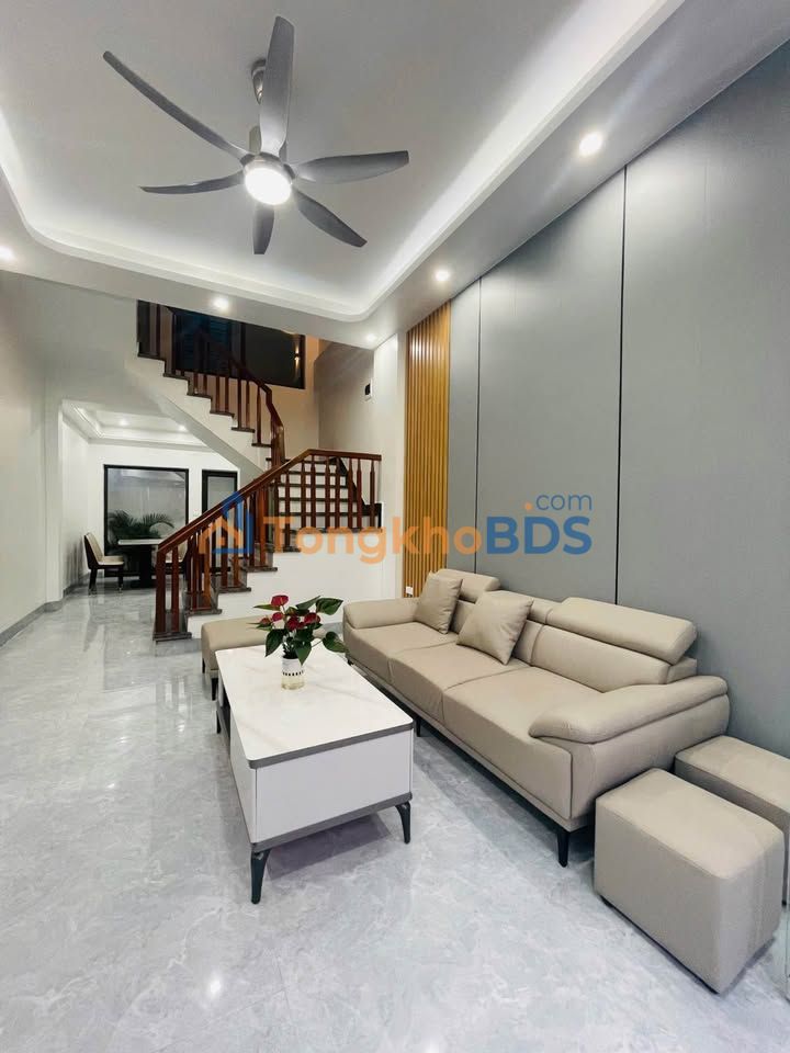 Nhà Mặt Phố Phan Chu Trinh, 43.7m² - Kinh Doanh Sầm Uất, Giá 2.85 Tỷ