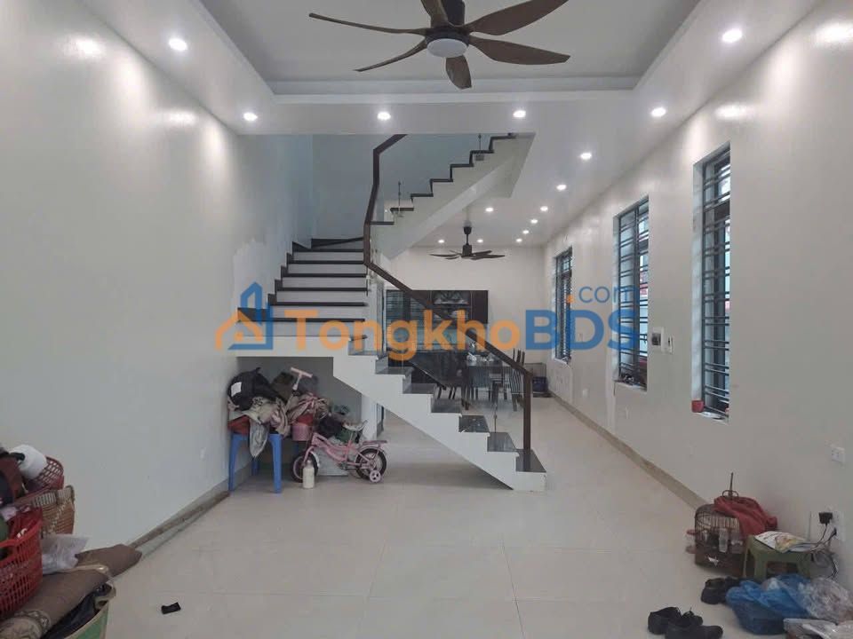 Nhà Lô Góc 64m² 3 Tầng Kinh Doanh/Ở Ngay P. Ngọc Châu, TP. Hải Dương - Giá 4.x Tỷ