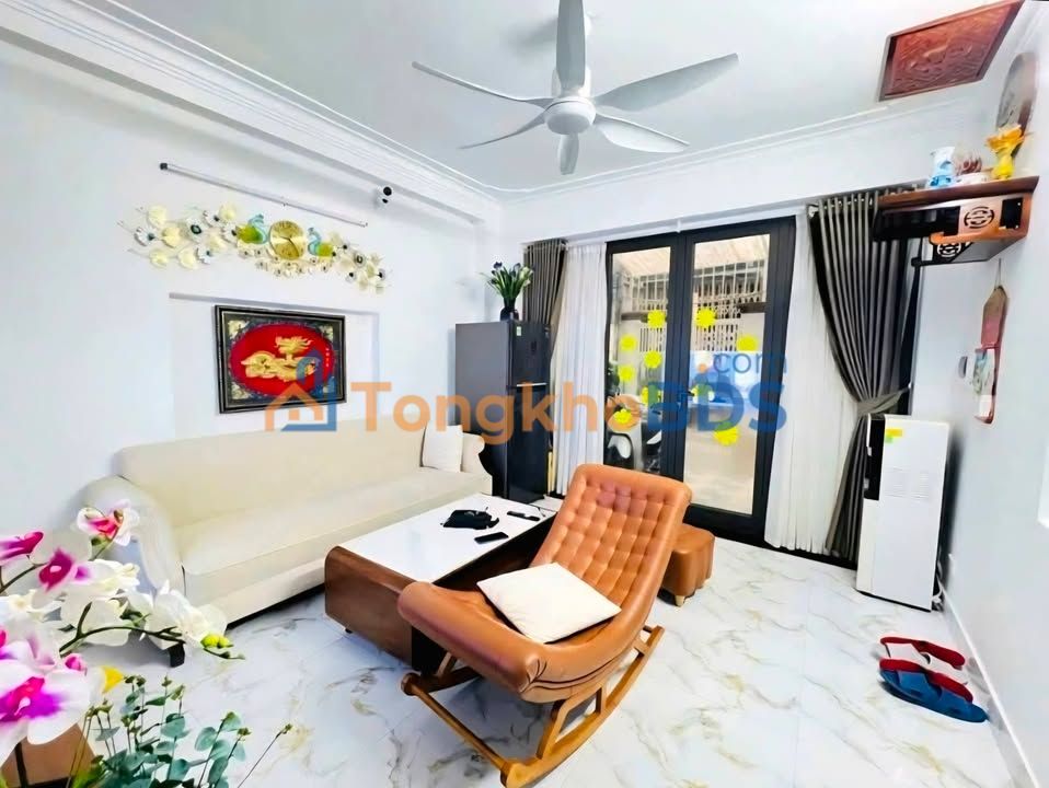 Nhà CCMN Lô Góc Nguyễn Trãi 48m² - Dòng Tiền 25 Triệu/Tháng