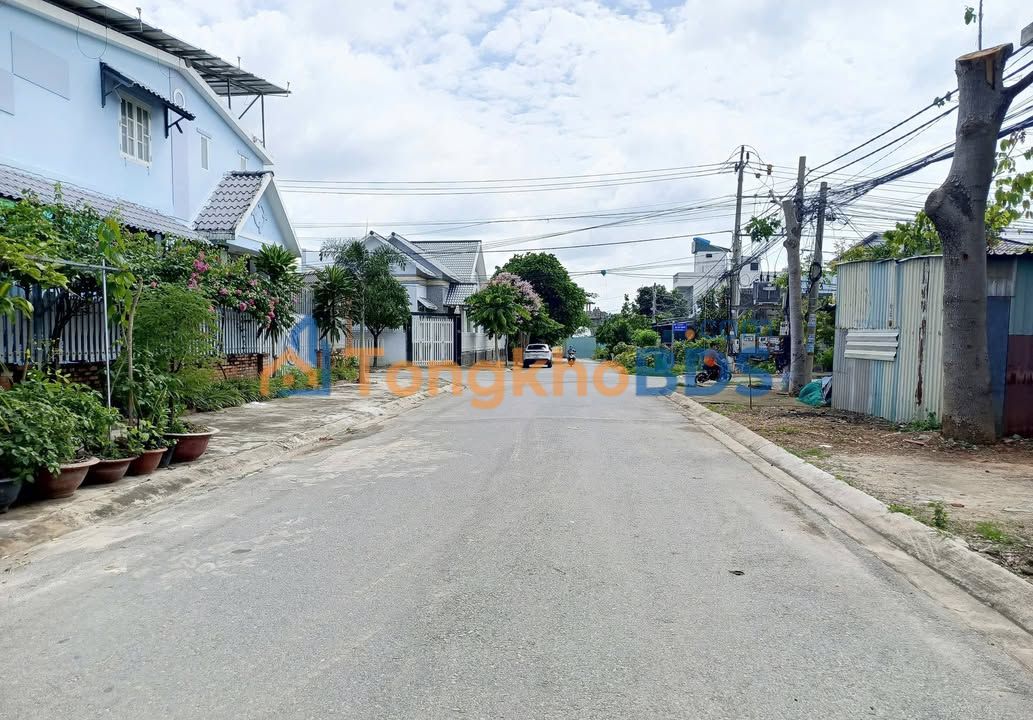 Nhà 1 Trệt 1 Lầu 50m² Sổ Hồng - Xã Tuyên Quang, Lâm Đồng Giá 1 Tỷ