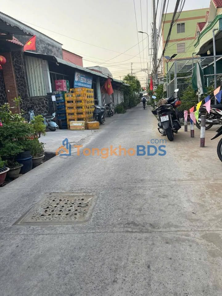 Nhà Sổ Hồng Riêng 49m² - Ngay Ấp Chợ, Mỹ Tho - Giá 720 Triệu