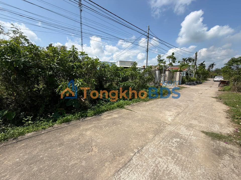 Bán đất Thăng Bình, Quảng Nam 200m² - Sổ đỏ riêng, ô tô vào nhà