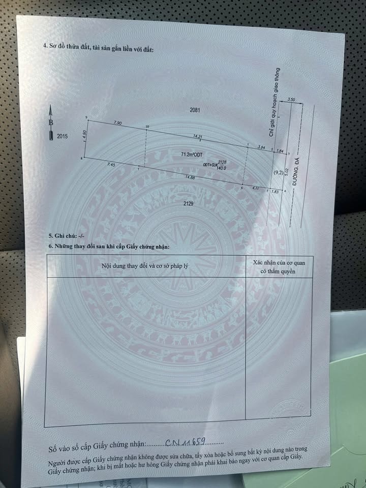 Nhà Hẻm Trần Thị Xanh Dĩ An 140m² Giá 4.4 Tỷ - Sẵn Sàng Ở Ngay!
