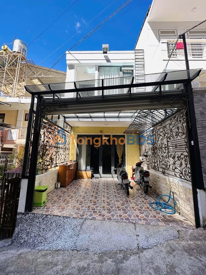 Nhà Phố Ngô Quyền Đà Lạt 119.7m² - 4 Tầng, 5PN, Giảm Sâu 500 Triệu