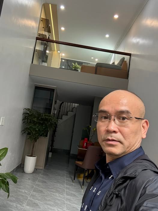 Nhà Thịnh Quang 29m² 5 Tầng - Ngõ Thông Thoáng, Gần Mặt Đường Lớn