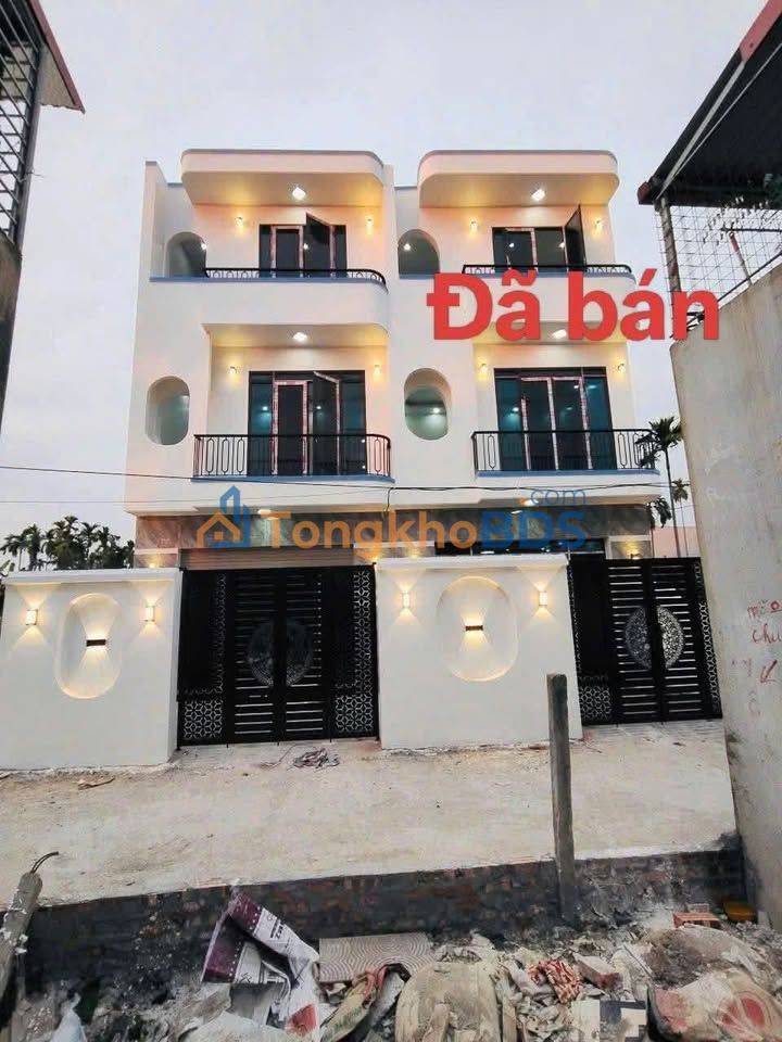 Nhà 3 Tầng 60m² Hồng Thái, Kiến An - Giá 2.28 Tỷ, Ô tô Tận Nơi