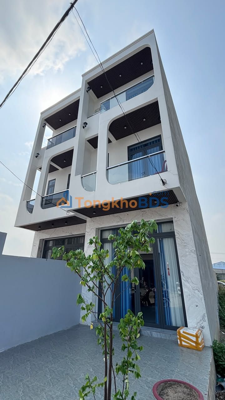 Nhà 120m² Hồ Văn Cống - 3 Tỷ 3 - 23 PN Kinh Doanh/Cho Thuê Tốt