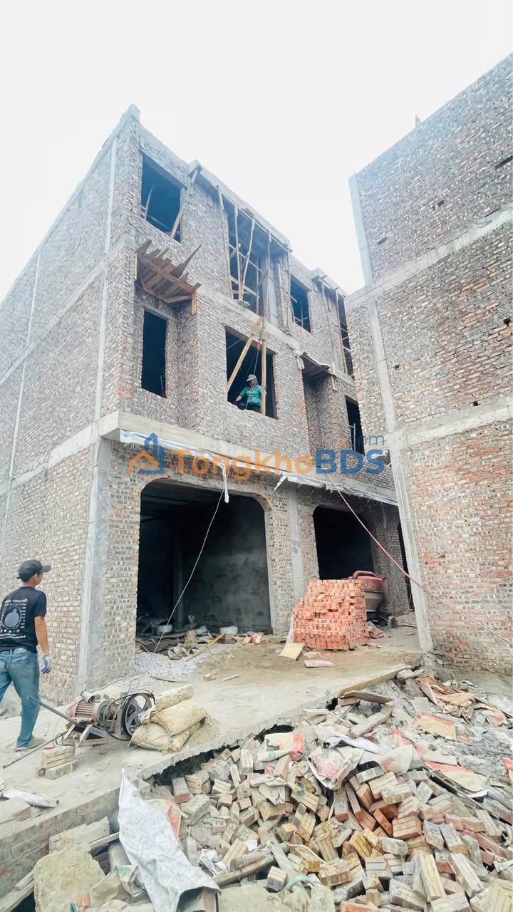 Nhà riêng Kiều Trung An Dương 40m² 1,3 tỷ - Ô tô vào tận nhà