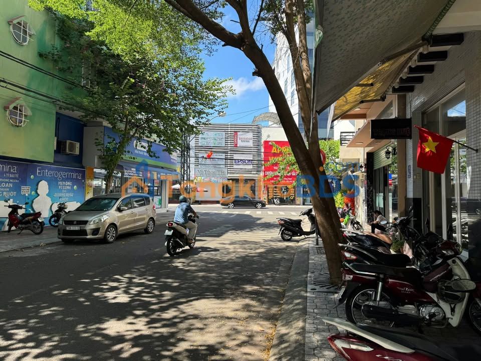 Nhà Mặt Tiền Bà Triệu Nha Trang 59m² - 6 Tầng Kinh Doanh Đắc Lộc