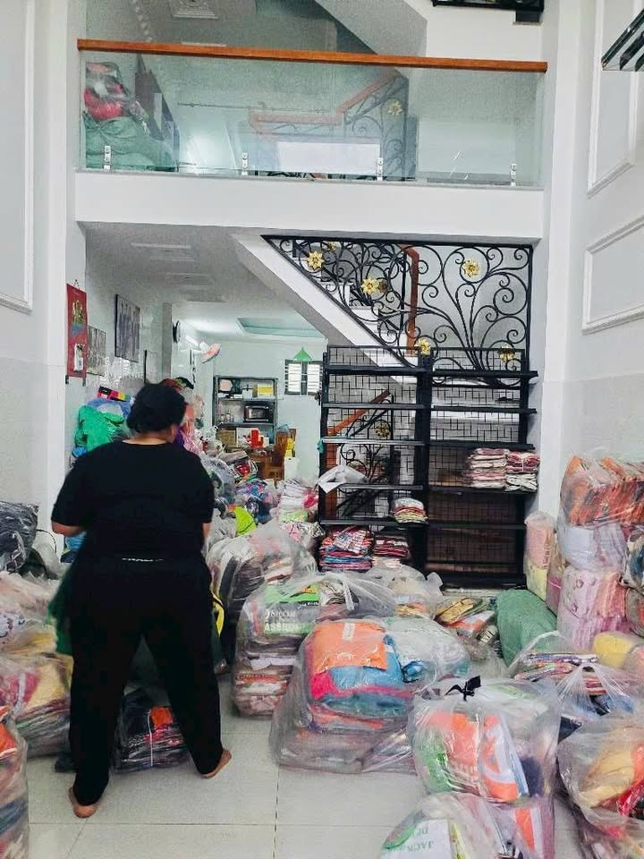 Nhà 6 Tầng Đường Xe Hơi 4x15m - 8.3 Tỷ - Tân Phú