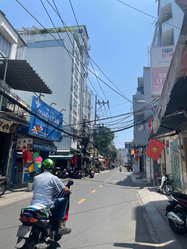 Nhà Phố Mặt Tiền Kinh Doanh Điện Biên Phủ, Bình Thạnh - 90.61m², Sổ Đỏ
