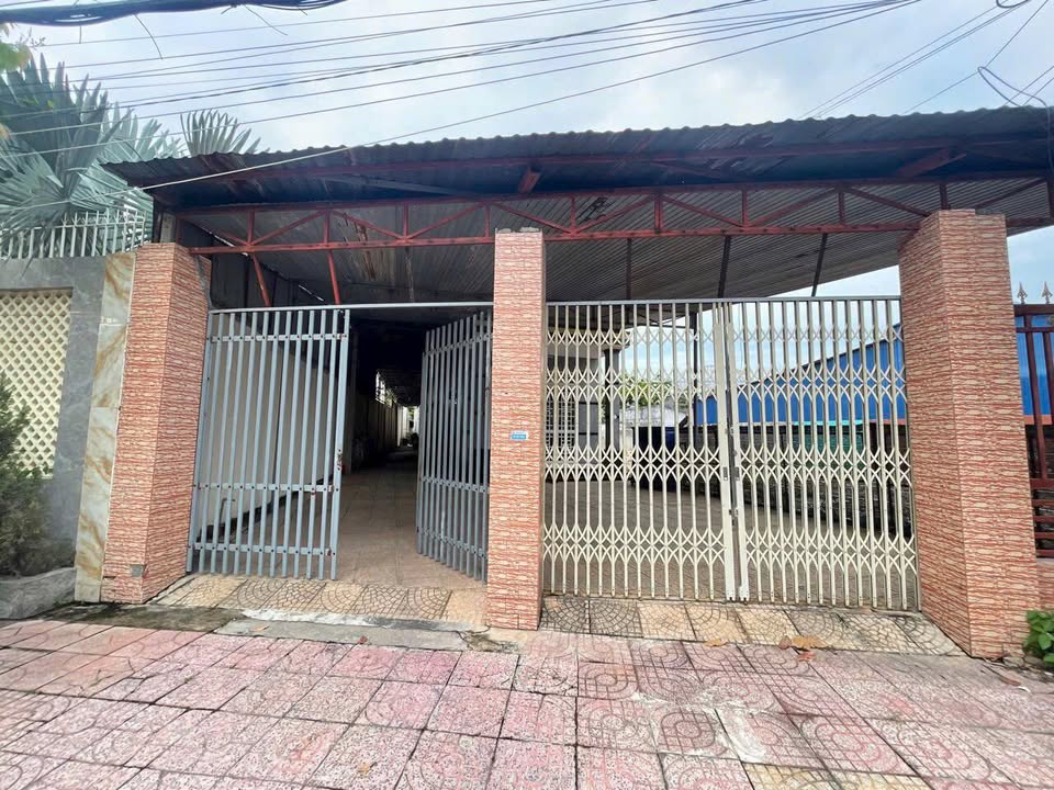 Nhà Mặt Tiền Nguyễn Chí Thanh - 380m² Thổ Cư Full - 7.5 Tỷ