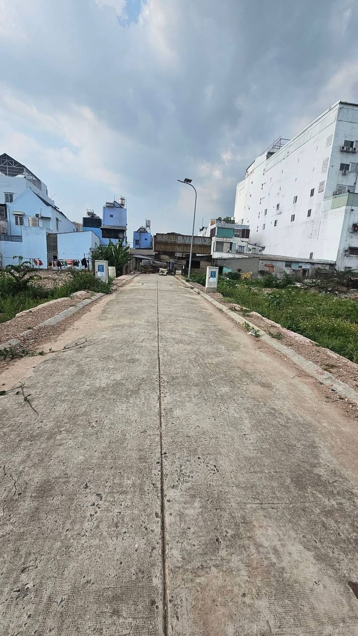 Đất Nền Bình Tân 56m² Sổ Hồng Vuông Vắn - Giá 3 Tỷ