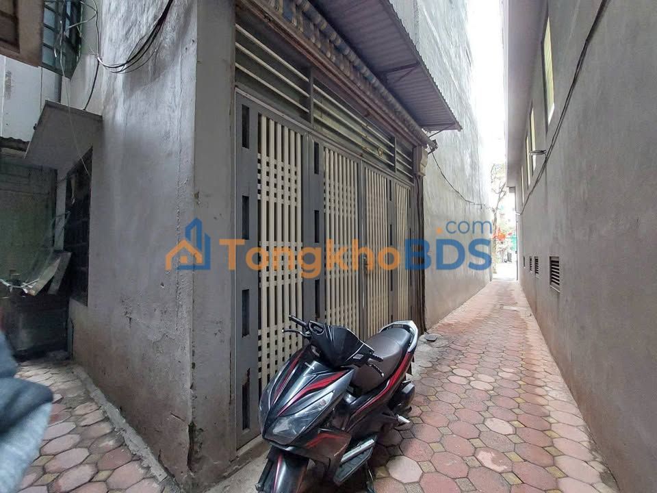 Nhà Lô Góc Kim Mã 50m² 3T - Ngõ Riêng, Sổ Đỏ Chính Chủ 18.5 Tỷ