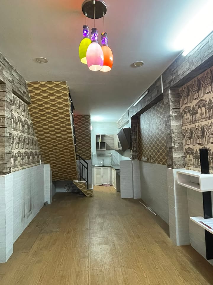 Nhà 3 Tầng Nguyễn Cảnh Chân, Quận 1 - 24.6m² Giá 5.4 Tỷ