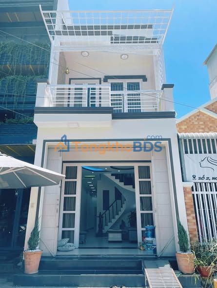 Nhà 80m² Mặt Tiền Nguyễn Hiền Điều, Rạch Giá - 3.35 Tỷ, Tặng Nội Thất