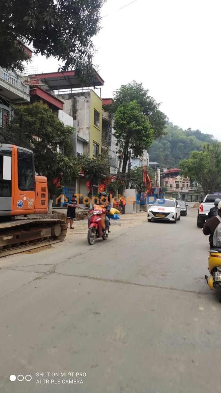 Bán Đất Vàng 100m² Mặt Tiền 5.5m Nở Hậu Lô Góc Phường Lào Cai - Giá Tốt