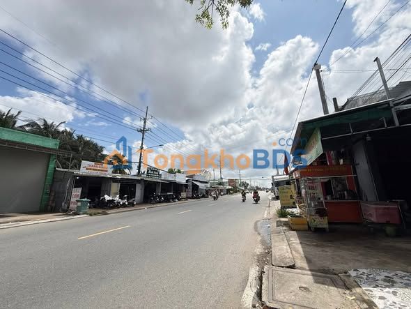 Nhà mặt tiền Rạch Sỏi Rạch Giá 150m² 7 triệu - Ô tô vào tận nhà